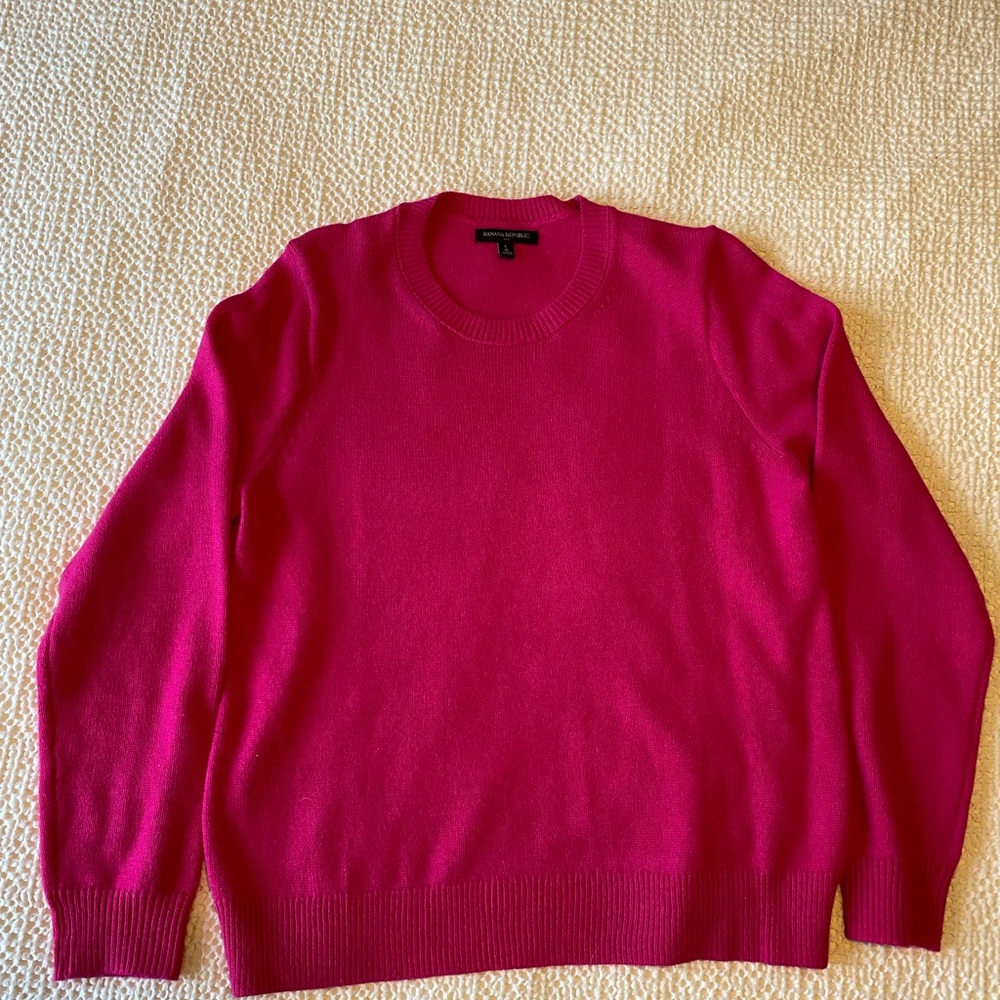 COPY - Banana Republic Factory Women’s Fuchsia Sweater- true hot pink in person